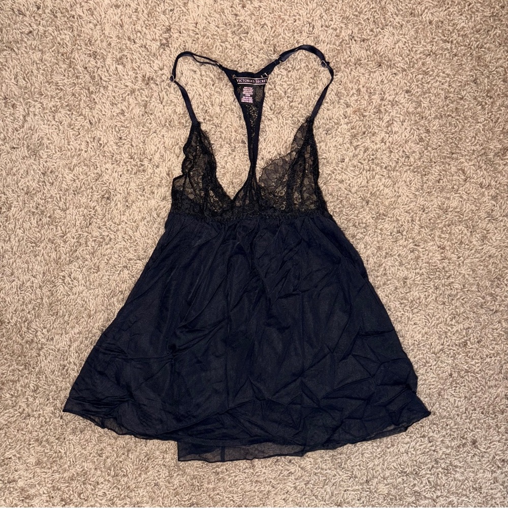 Sexy Victoria’s Secret Black Lace Camisole V Neck Sheer Négligée VS